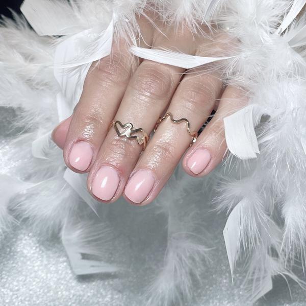 Manicure hybrydowy